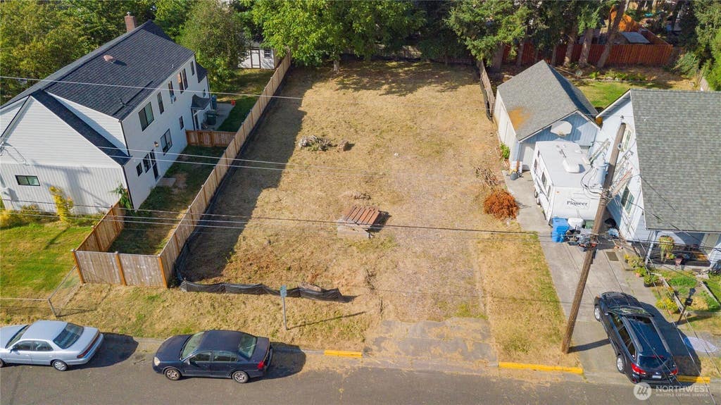 Photo of 0 2nd Avenue NW, Puyallup, WA 98372 (MLS # 2571087)
