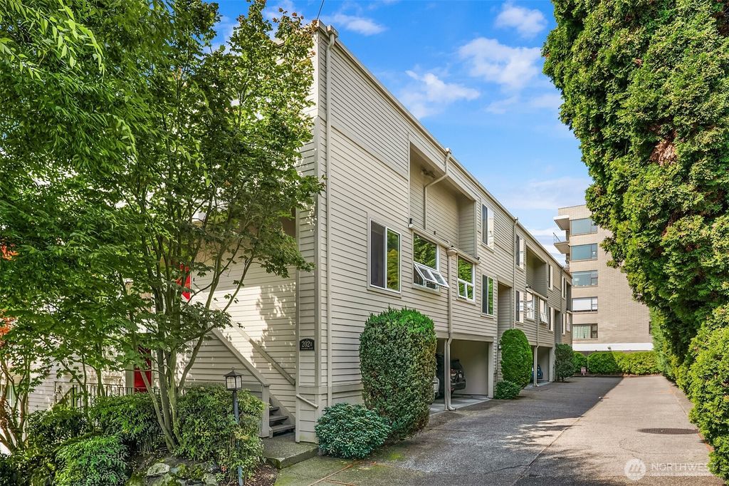 Photo of 202 W Olympic Place #405, Seattle, WA 98119 (MLS # 2478230)