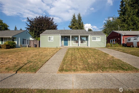 Photo of 420 Wilson Street NE, Olympia, WA 98506 (MLS # 2555214)