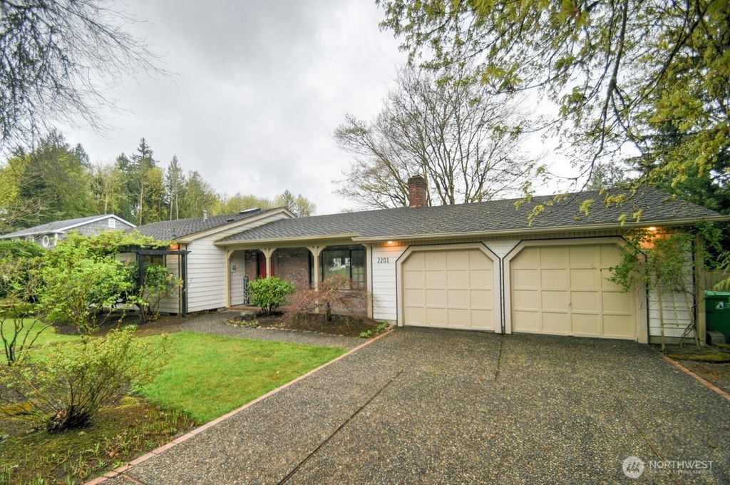 Photo of 2201 Nut Tree Loop SE, Olympia, WA 98501 (MLS # 2470814)