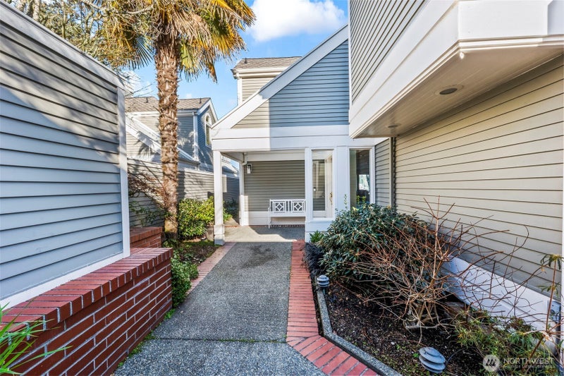 3503 Harborview Drive 2
