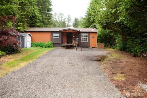 Photo of 6345 Overland Trail, Maple Falls, WA 98226 (MLS # 2550716)