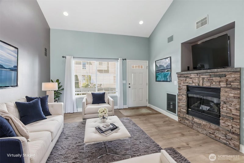 722 NW Meadow Ridge Lane