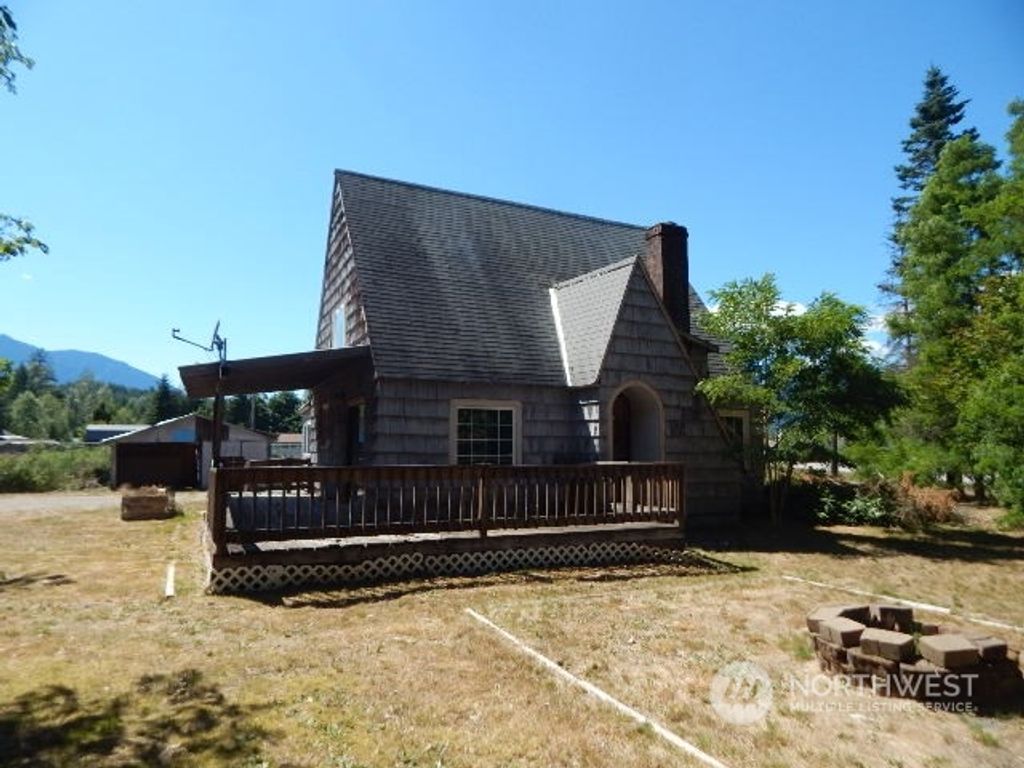 Photo of 1205 State Route 530 NE, Darrington, WA 98241 (MLS # 2058375)