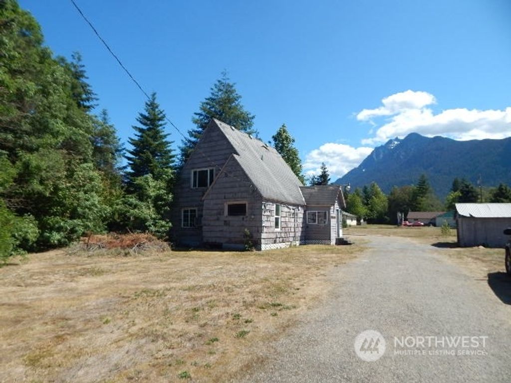 Photo of 1205 State Route 530 NE, Darrington, WA 98241 (MLS # 2058375)
