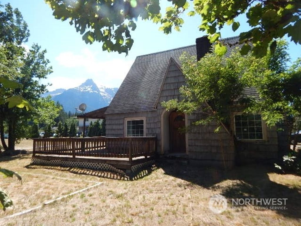 Photo of 1205 State Route 530 NE, Darrington, WA 98241 (MLS # 2058375)