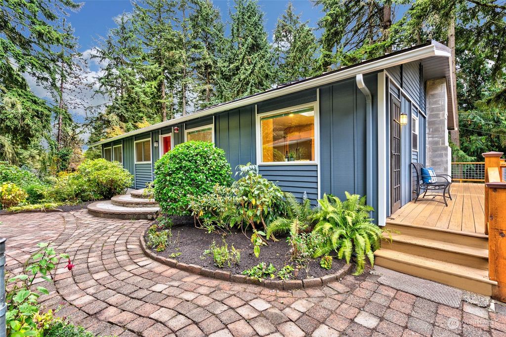 Photo of 16621 148th Avenue NE, Woodinville, WA 98072 (MLS # 2010721)