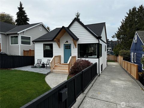 Photo of 4725 37th Avenue SW, Seattle, WA 98126 (MLS # 2405106) Photo of 4725 37th Avenue SW, Seattle, WA 98126 (MLS # 2405106)
