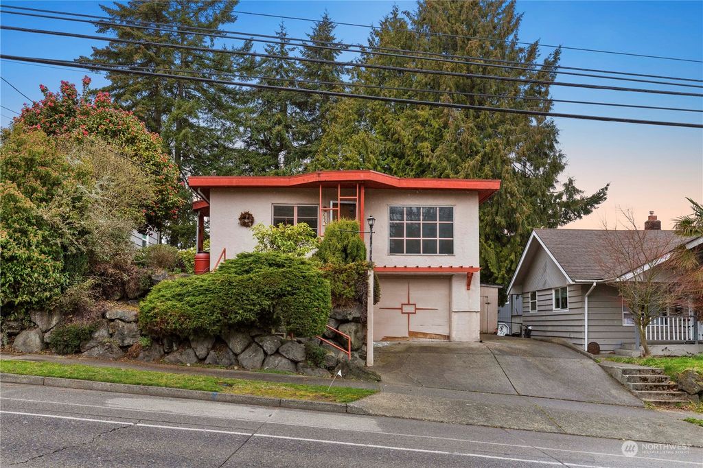Photo of 7225 16th Avenue SW, Seattle, WA 98106 (MLS # 2048073)