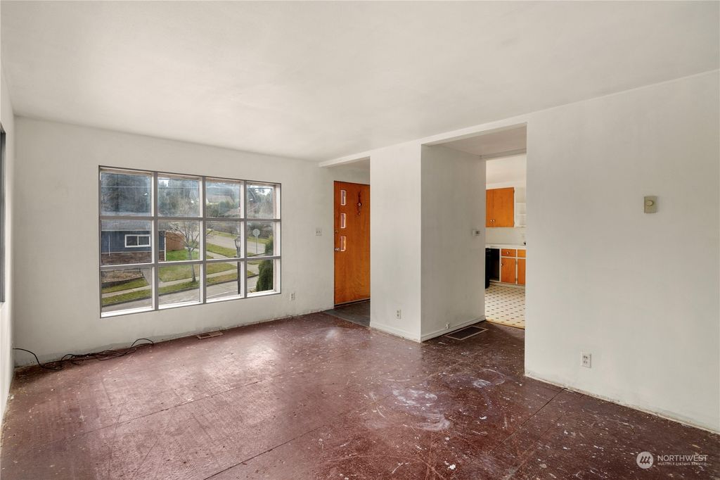 Photo of 7225 16th Avenue SW, Seattle, WA 98106 (MLS # 2048073)
