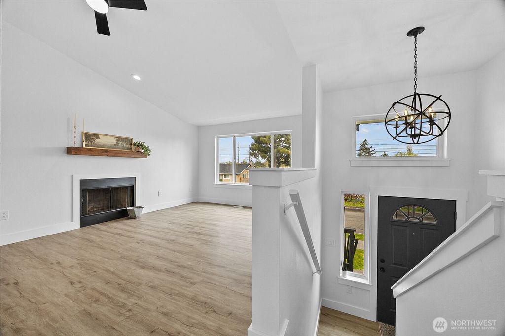 Photo of 6930 S Monroe Street, Tacoma, WA 98409 (MLS # 2512583)