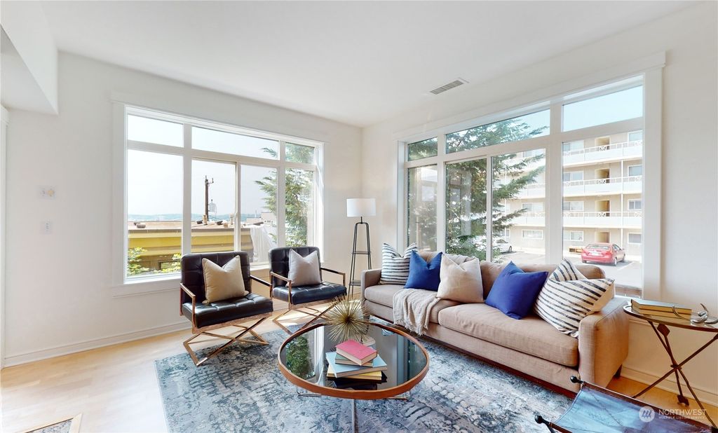 Photo of 907 Warren Avenue N #303, Seattle, WA 98109 (MLS # 2068201)