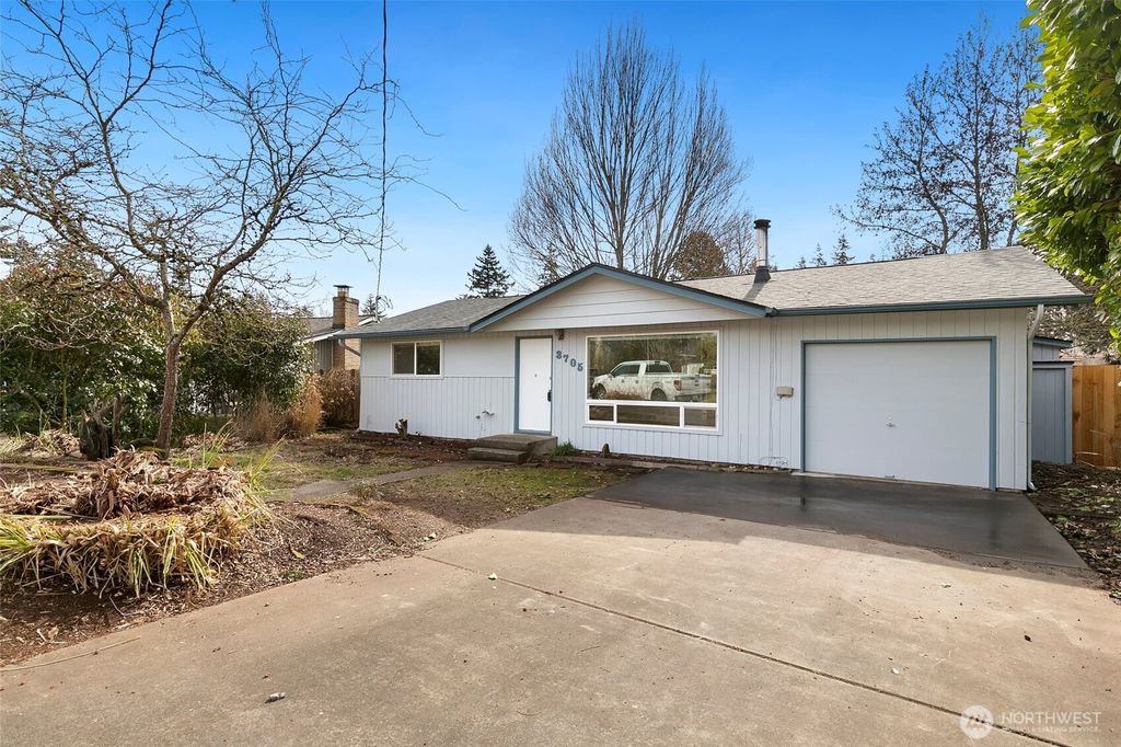 Photo of 3705 NE 9th Court, Renton, WA 98056 (MLS # 2331464)