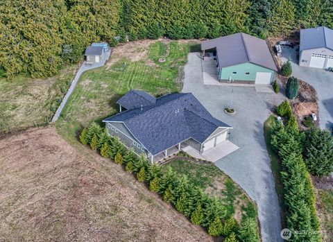 Photo of 19443 Oakleaf Lane Ln, Sedro Woolley, WA 98284 (MLS # 2529703)