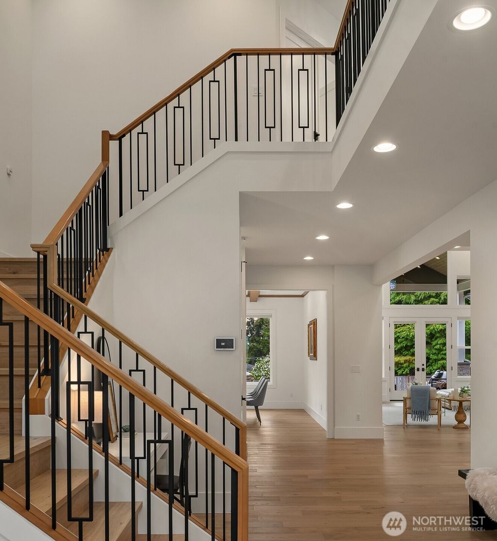 Photo of 14732 SE Eastgate Drive, Bellevue, WA 98006 (MLS # 2377661)