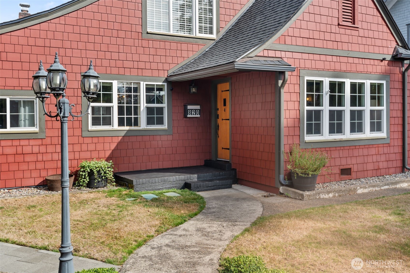 820 H Street