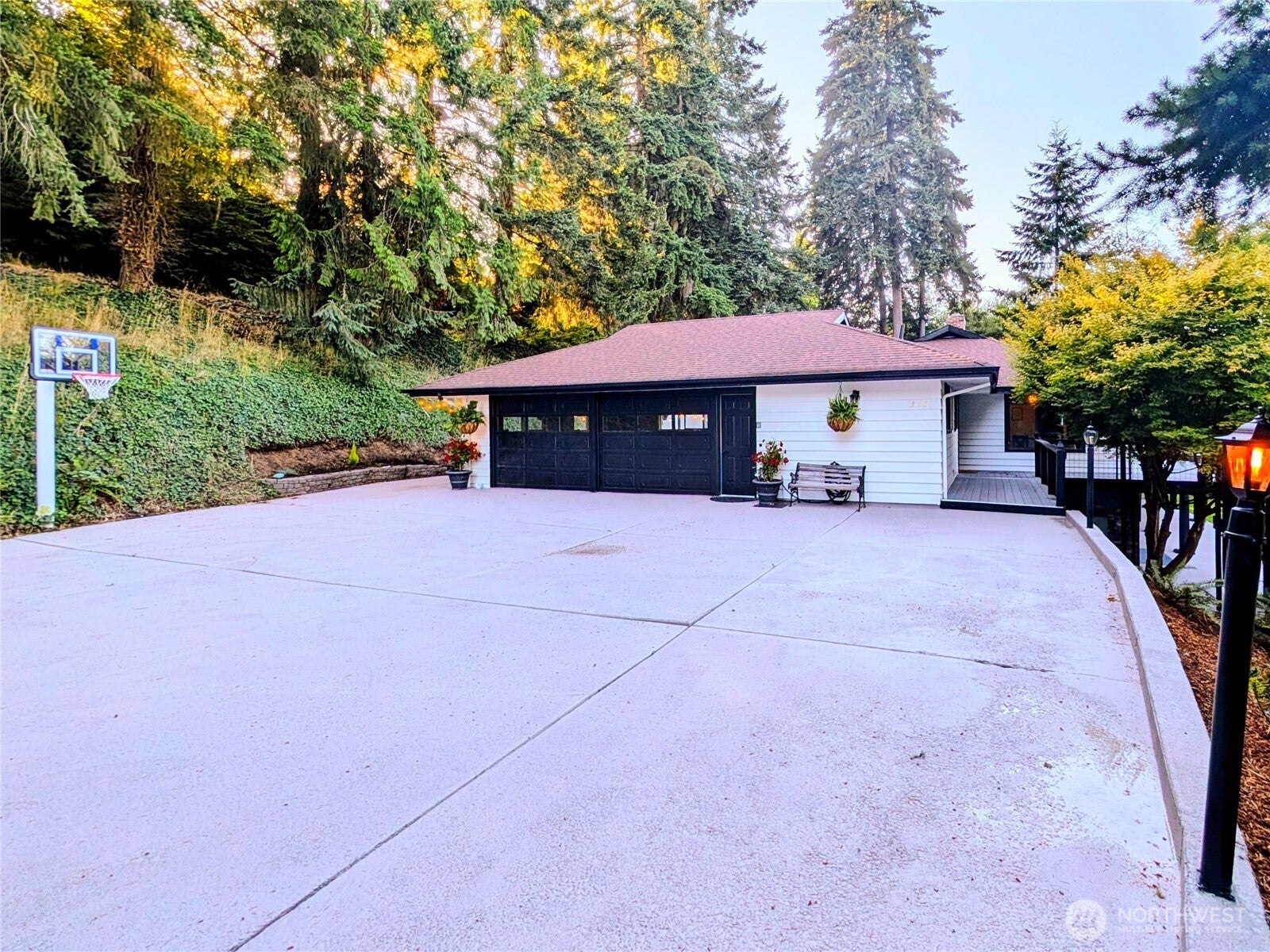 3231 Cooks Hill Road