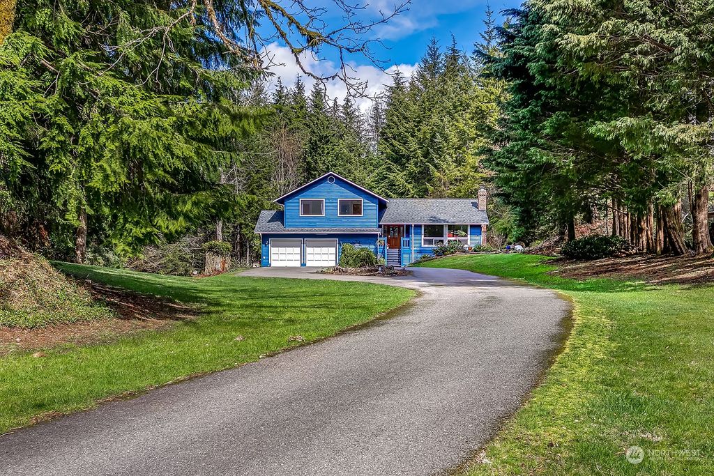 Photo of 44218 SE 161st Place, North Bend, WA 98045 (MLS # 2054381)