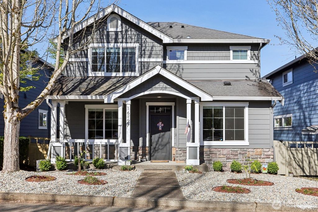 Photo of 16127 167th Avenue SE, Renton, WA 98058 (MLS # 2418723)