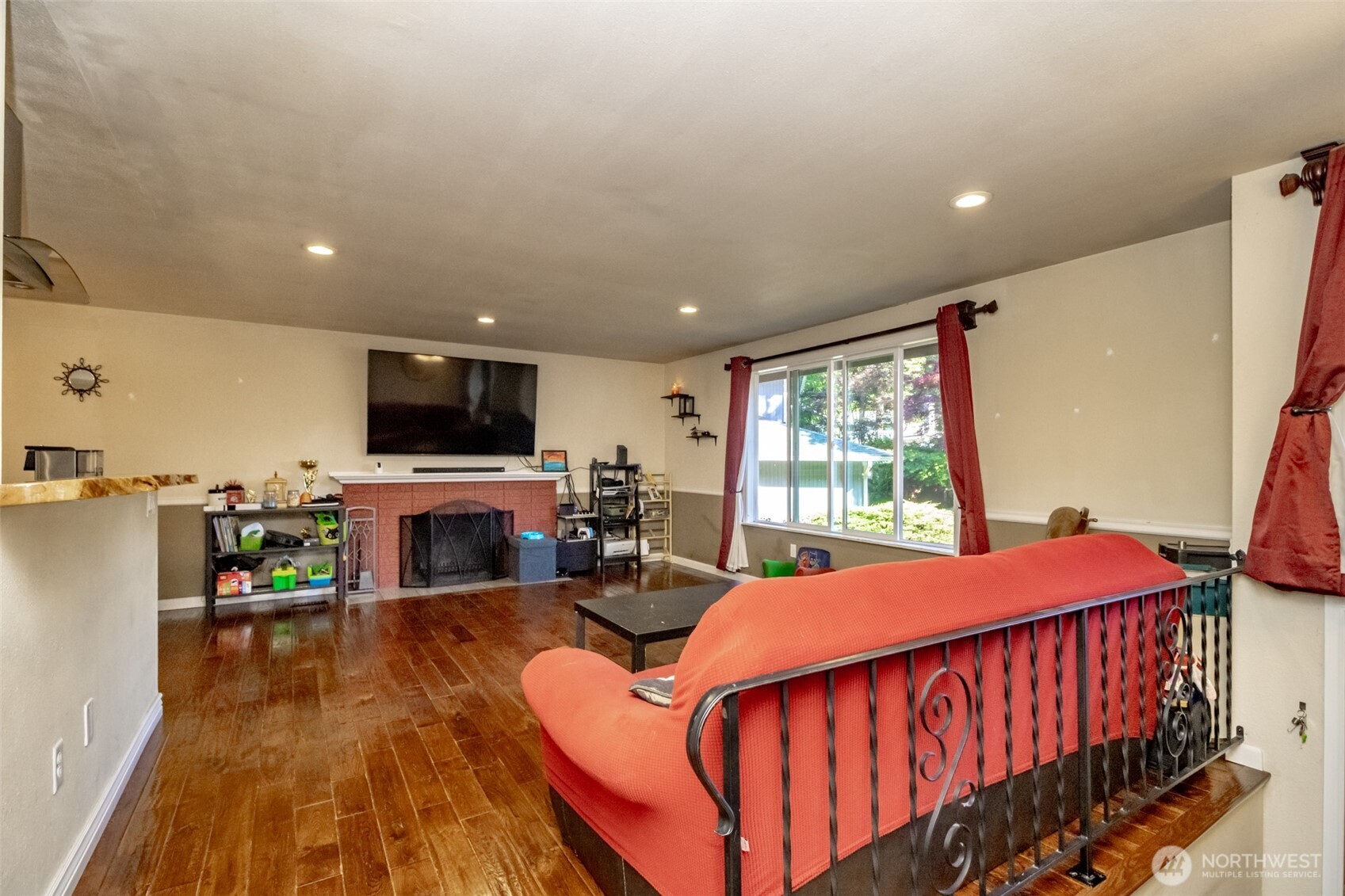 10908 151st Street E