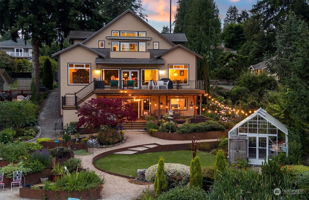 Photo of 3805 Shelby Road, Lynnwood, WA 98087 (MLS # 2271813)