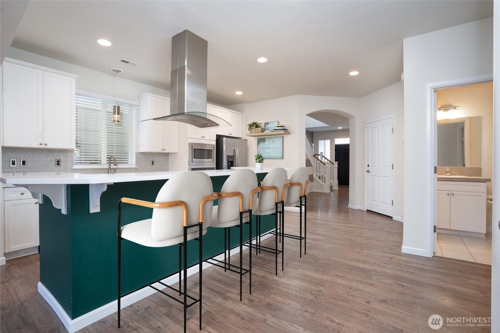 Photo of 1127 27th Street NW, Puyallup, WA 98371 (MLS # 2463021)