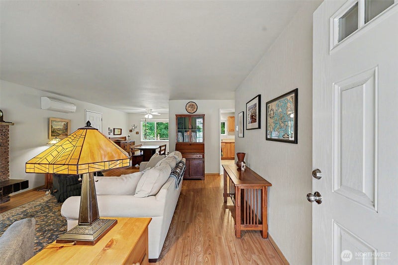 2016 Sycamore Street SE