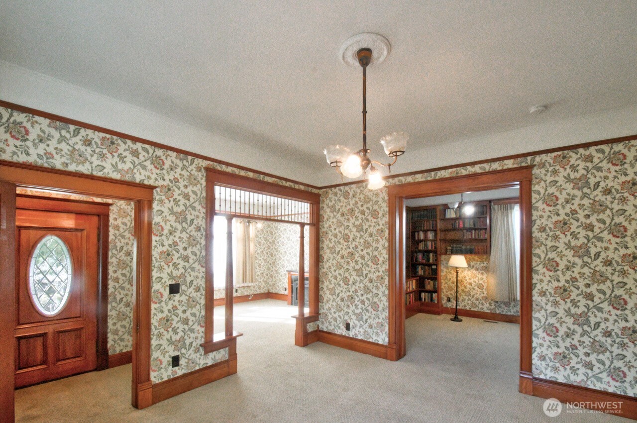 218 E Young Street