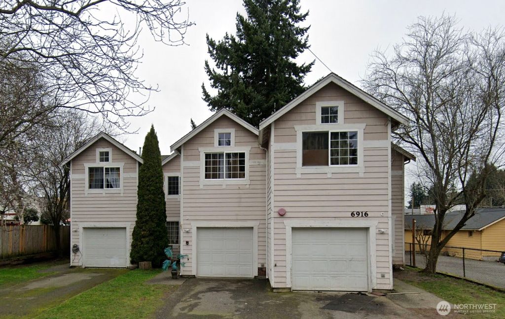 Photo of 6916 Rainier Drive, Everett, WA 98203 (MLS # 2349959)