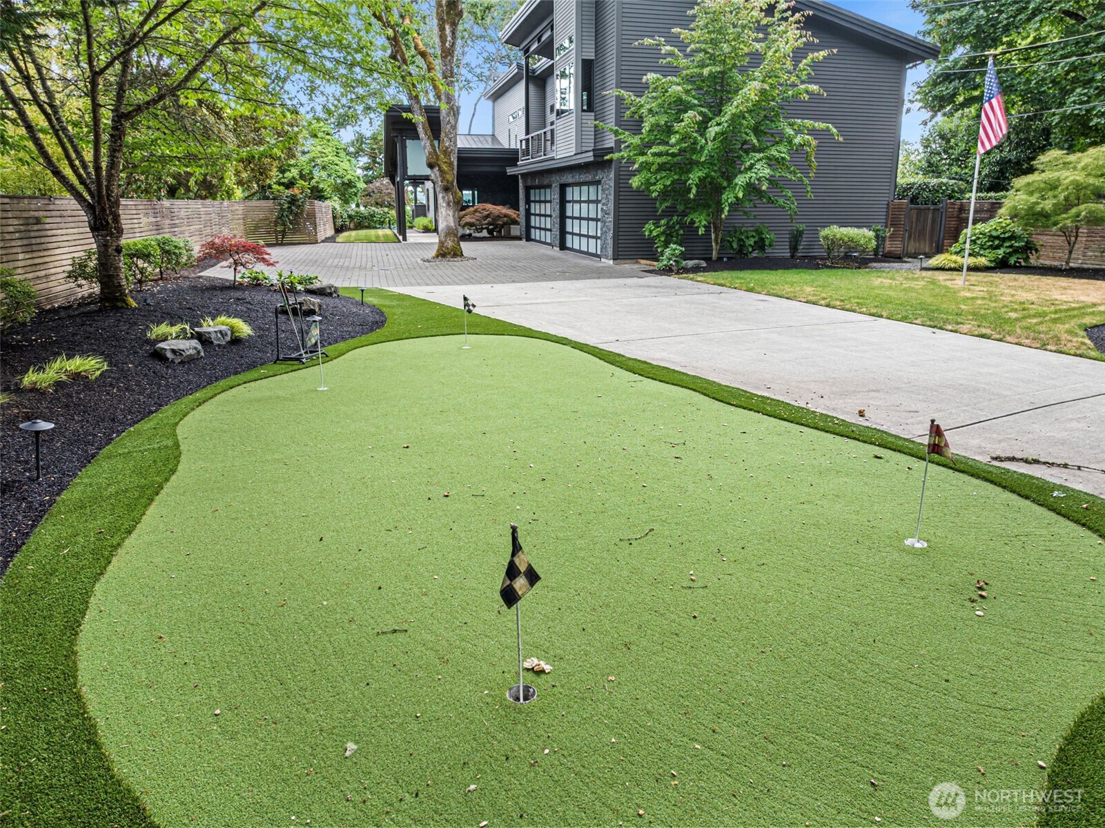 7708 Walnut St SW