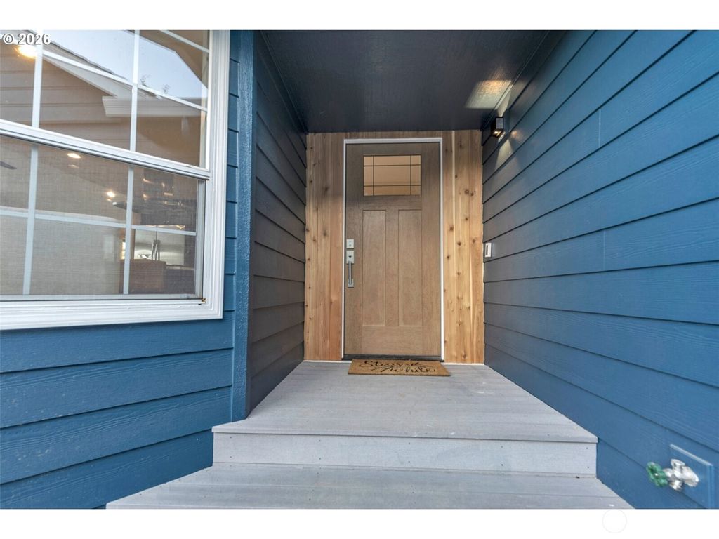 Photo of 1402 NW 30th Avenue, Camas, WA 98607 (MLS # 2511395)