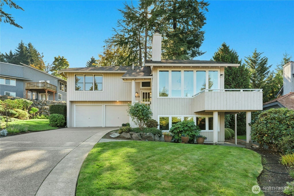 Photo of 4679 144th Place SE, Bellevue, WA 98006 (MLS # 2593095)