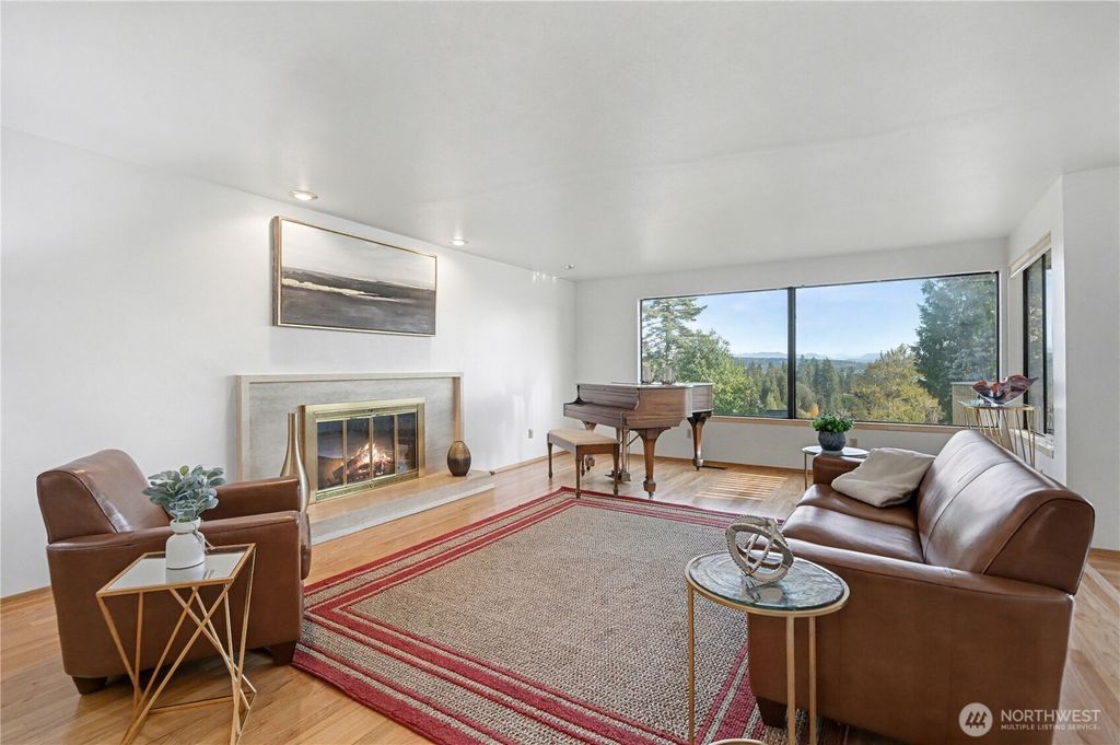 Photo of 4927 Purdue Avenue NE, Seattle, WA 98105 (MLS # 2451819)