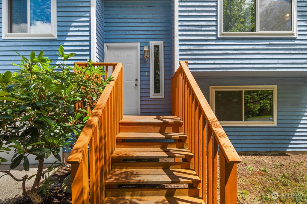 Photo of 23019 20th Avenue SE, Bothell, WA 98021 (MLS # 2262637)