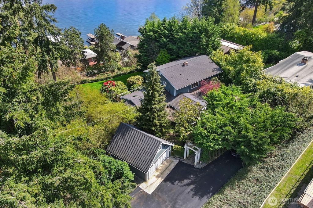 Photo of 12756 42nd Avenue NE, Seattle, WA 98125 (MLS # 2359090)