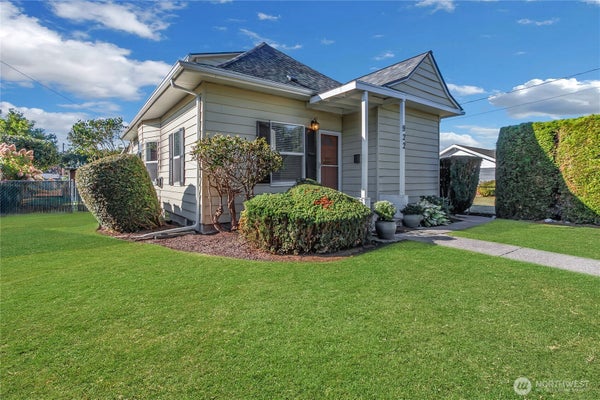 922 6TH AVE SW, PUYALLUP, WA 98371 - Image c2e7c58c8a7a1b99f9e42554b68cac73/2519666317