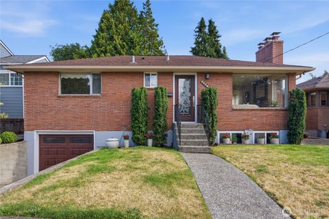 Photo of 3947 SW Portland Street, Seattle, WA 98136 (MLS # 2552955)