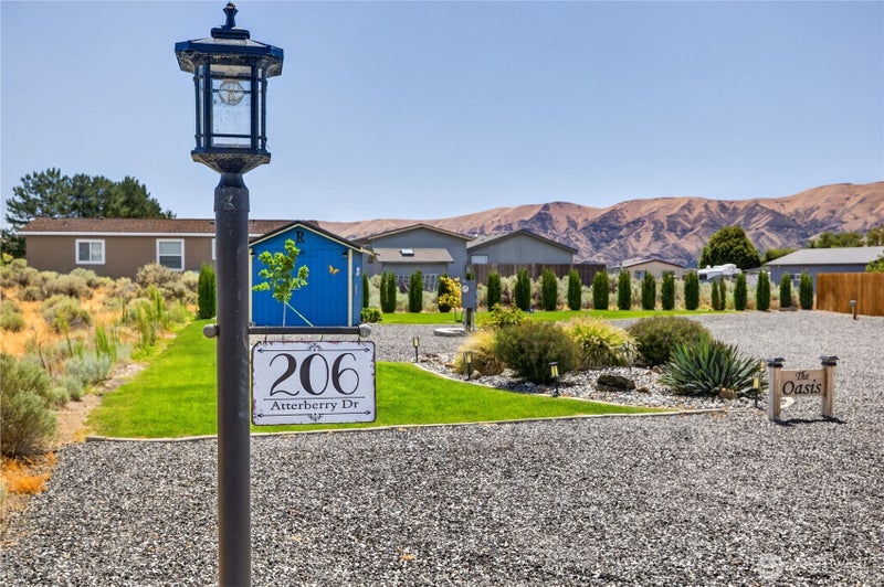 206 Atterberry Drive SW