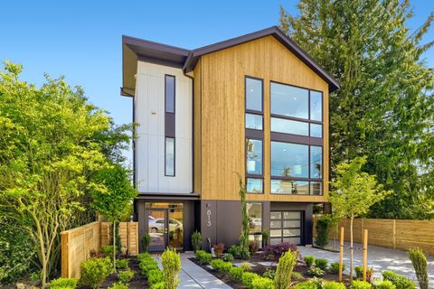 Photo of 813 NE 90th Street, Seattle, WA 98115 (MLS # 2531301)