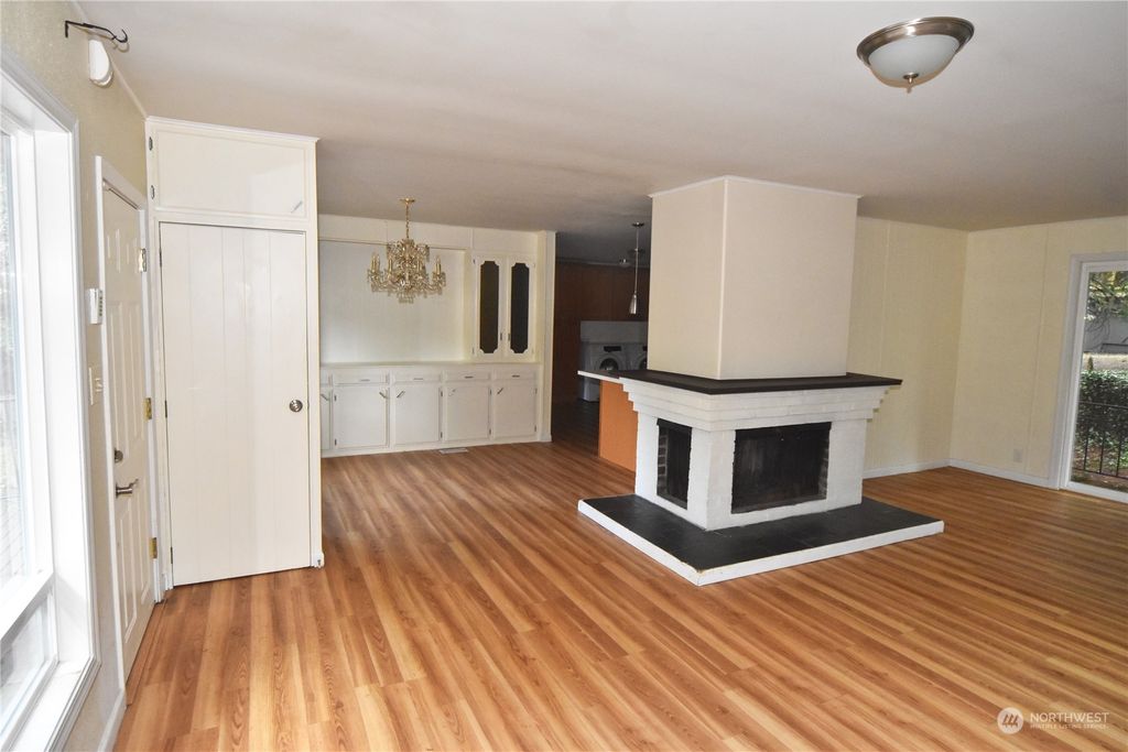 Photo of 23405 NE 73rd Street, Redmond, WA 98053 (MLS # 2197748)