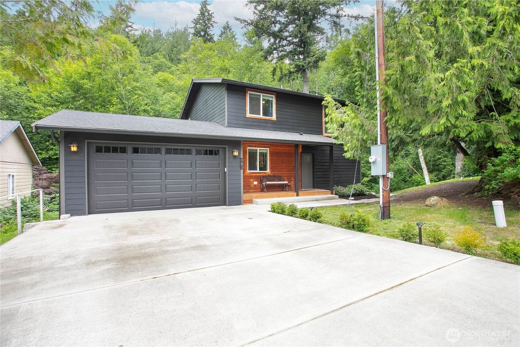 Photo of 463 E Alder Drive, Sedro Woolley, WA 98284 (MLS # 2544422)