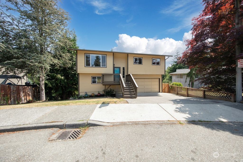Photo of 7715 Lower Ridge Road, Everett, WA 98203 (MLS # 2129570)