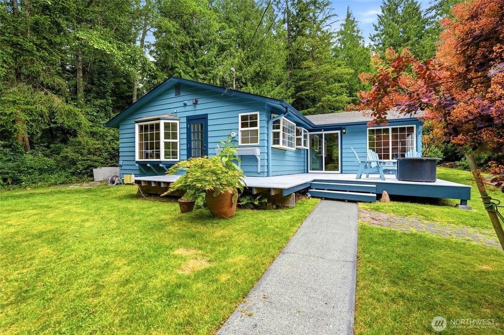 Photo of 4243 Timberline Road, Clinton, WA 98236 (MLS # 2537533)