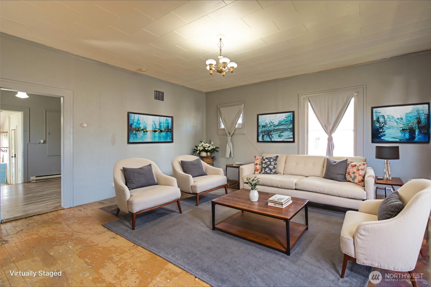 1017 W Marion
