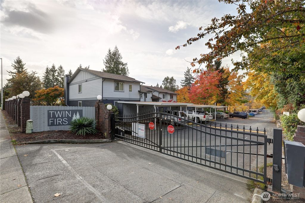 Photo of 11424 SE 257th Place #F108, Kent, WA 98030 (MLS # 2448816)