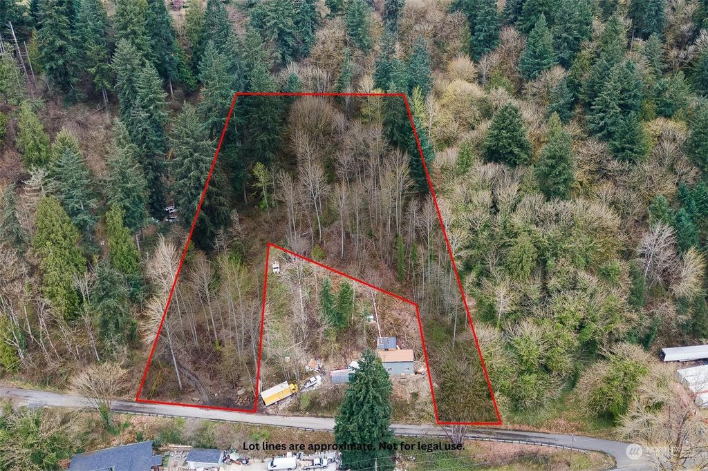 Photo of 360 XX 58th Place S, Auburn, WA 98001 (MLS # 2213403)