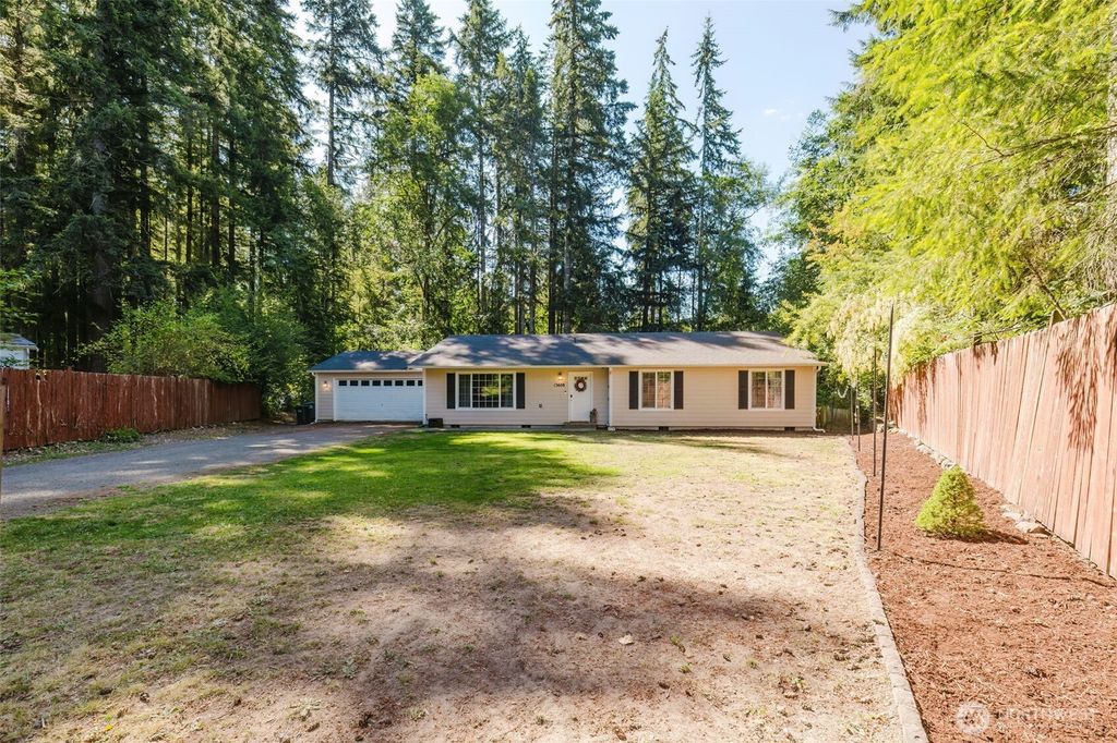 Photo of 13608 132nd Street Ct NW, Gig Harbor, WA 98329 (MLS # 2557423)