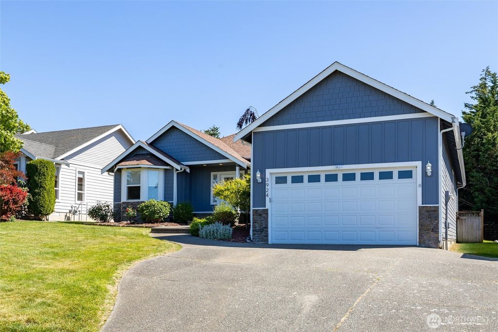 Photo of 3924 Ruston Way, Bellingham, WA 98226 (MLS # 2536685)