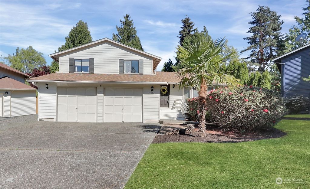 Photo of 23026 129th Avenue SE, Kent, WA 98031 (MLS # 2232690)