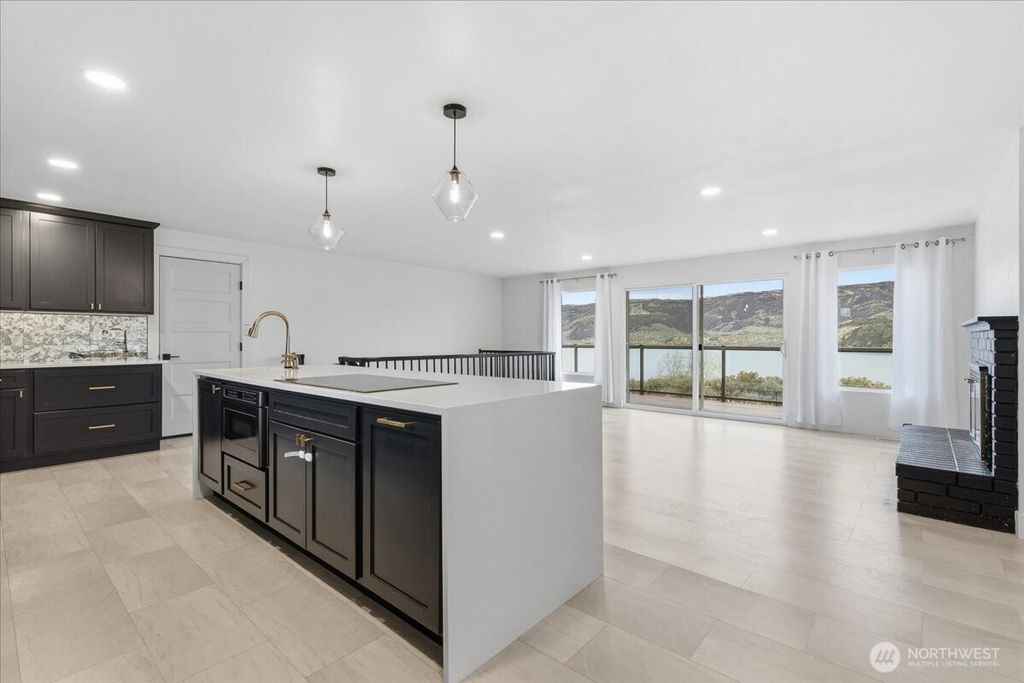 Photo of 216 Sandy Lane, Electric City, WA 99123 (MLS # 2460796)